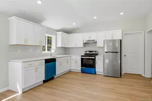 892 Winterton Rd, Bloomingburg, NY 12721 - Photo 9