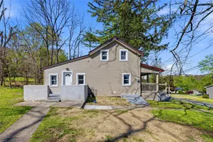892 Winterton Rd, Bloomingburg, NY 12721 - Photo 5