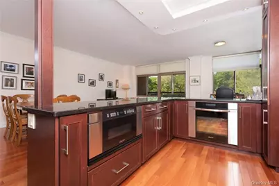 35 N Chatsworth Avenue #3Z, Larchmont, NY 10538 - Photo 1
