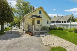 135 Winding St, Huntington Station, NY 11746 - Photo 29