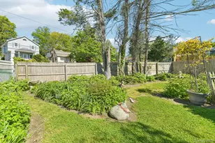 135 Winding St, Huntington Station, NY 11746 - Photo 27