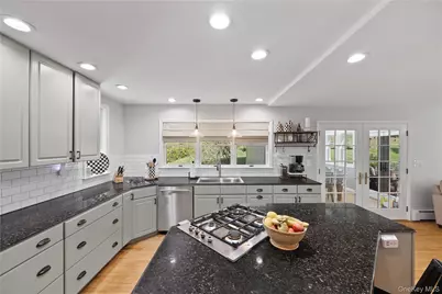 30 Smokey Hollow Court, Carmel, NY 10512 - Photo 15