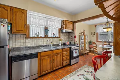 3221 168th Street, Flushing, NY 11358 - Photo 11