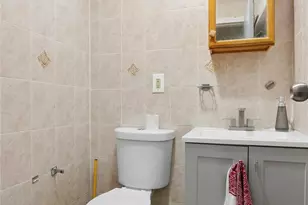 28 St Andrews Pl, Brooklyn, NY 11216 - Photo 7