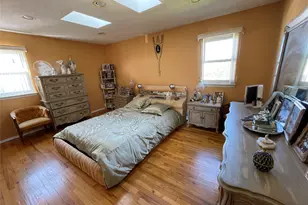 84 Surf Rd, Lindenhurst, NY 11757 - Photo 11