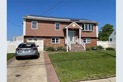 84 Surf Road, Lindenhurst, NY 11757 - Photo 31