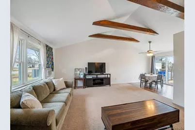 45 Dogwood Road, West Islip, NY 11795 - Photo 5