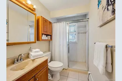 45 Dogwood Road, West Islip, NY 11795 - Photo 9