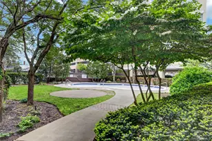130 Post Ave, Westbury, NY 11590 - Photo 25