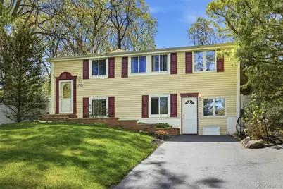 26 Woodchuck Lane, East Setauket, NY 11733 - Photo 1