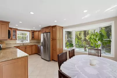 26 Woodchuck Lane, East Setauket, NY 11733 - Photo 19