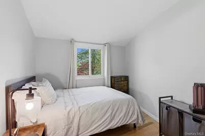 26 Woodchuck Lane, East Setauket, NY 11733 - Photo 15