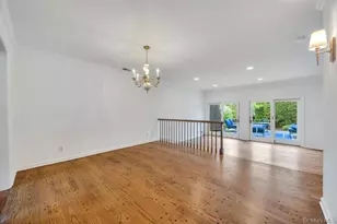 162 Southgate Cir, Massapequa Park, NY 11762 - Photo 9