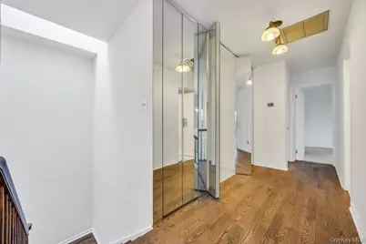 162 Southgate Circle, Massapequa Park, NY 11762 - Photo 27