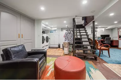 27-25 168th Street, Flushing, NY 11358 - Photo 15