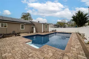675 N Erie Ave, Lindenhurst, NY 11757 - Photo 23