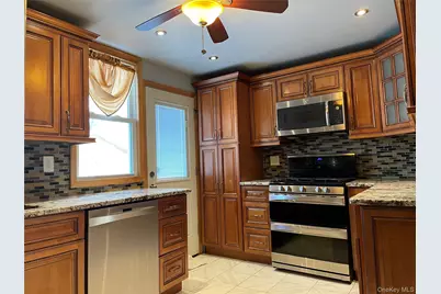 33-21 Jordan Street, Flushing, NY 11358 - Photo 9