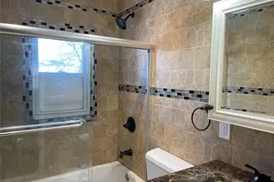 33-21 Jordan St, Flushing, NY 11358 - Photo 9
