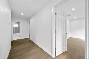 257 Southlawn Ave, Central Islip, NY 11722 - Photo 17