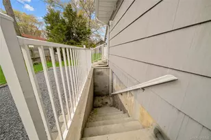 257 Southlawn Ave, Central Islip, NY 11722 - Photo 35