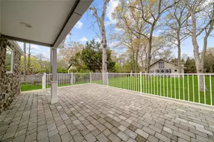 257 Southlawn Ave, Central Islip, NY 11722 - Photo 29