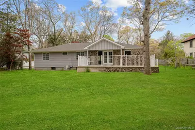 257 Southlawn Avenue, Central Islip, NY 11722 - Photo 33