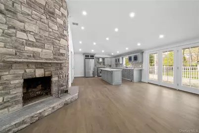 257 Southlawn Avenue, Central Islip, NY 11722 - Photo 9