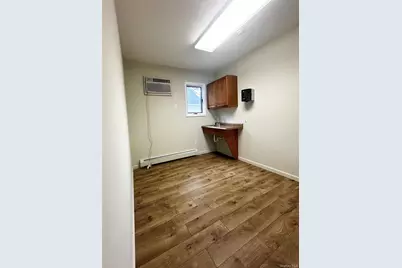282 N Middletown Road, Pearl River, NY 10965 - Photo 9