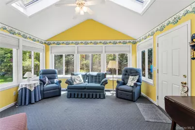 6 Canterbury Court, East Setauket, NY 11733 - Photo 23