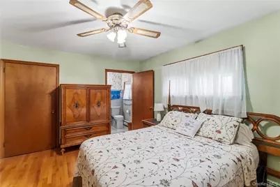 6 Canterbury Court, East Setauket, NY 11733 - Photo 25