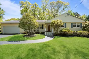 6 Canterbury Ct, East Setauket, NY 11733 - Photo 1