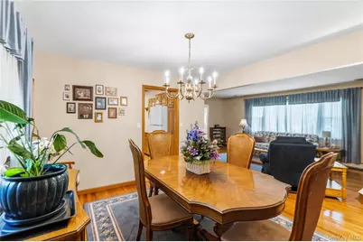 6 Canterbury Court, East Setauket, NY 11733 - Photo 15