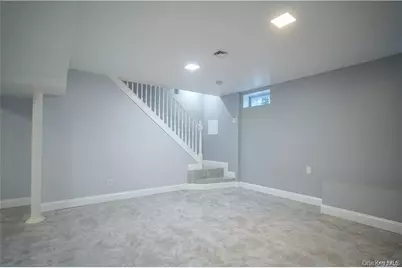 85 Franklin Avenue, Lynbrook, NY 11563 - Photo 11