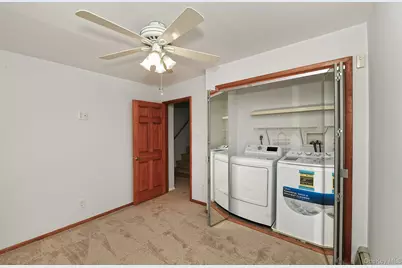 4 Ida Lane, North Babylon, NY 11703 - Photo 31