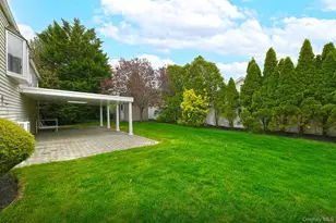 4 Ida Ln, North Babylon, NY 11703 - Photo 33
