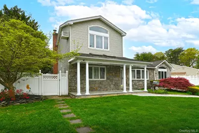 4 Ida Lane, North Babylon, NY 11703 - Photo 3