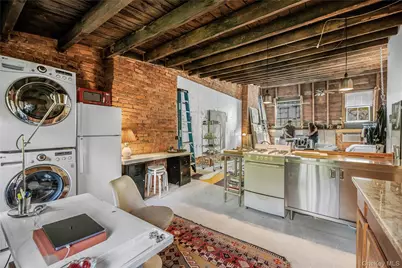 271 E 7th Street #5, New York, NY 10009 - Photo 7