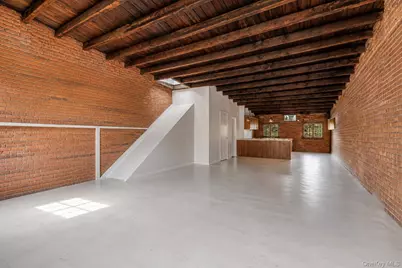 271 E 7th Street #5, New York, NY 10009 - Photo 15