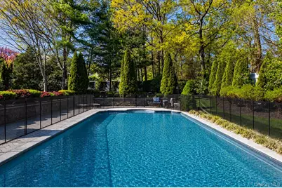 19 Hamilton Place, Lake Grove, NY 11755 - Photo 39