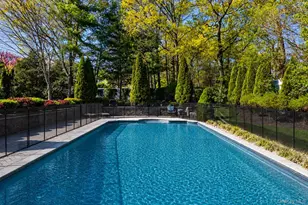 19 Hamilton Pl, Lake Grove, NY 11755 - Photo 39
