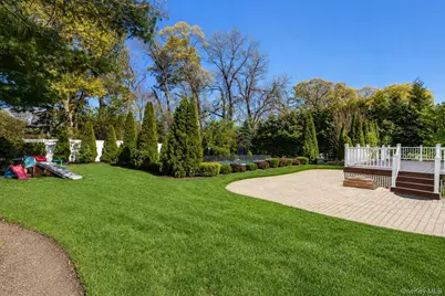 19 Hamilton Place, Lake Grove, NY 11755 - Photo 37