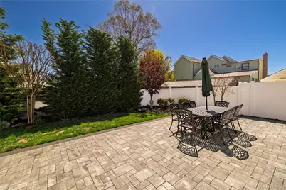 140 Baltimore Avenue, Massapequa, NY 11758 - Photo 27