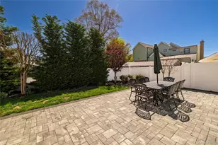 140 Baltimore Ave, Massapequa, NY 11758 - Photo 27