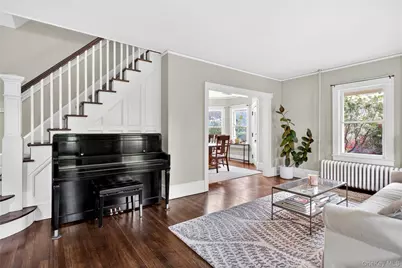 2 Van Buren Street, Port Washington, NY 11050 - Photo 3