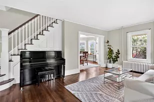 2 Van Buren St, Port Washington, NY 11050 - Photo 3