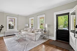 2 Van Buren St, Port Washington, NY 11050 - Photo 5