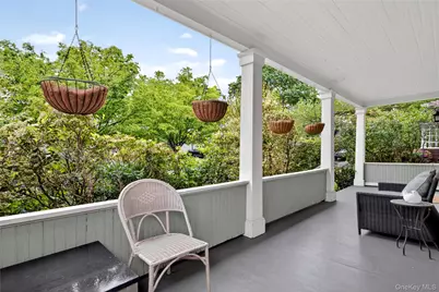 2 Van Buren Street, Port Washington, NY 11050 - Photo 27