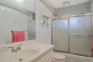 54 Evergreen St, West Babylon, NY 11704 - Photo 21