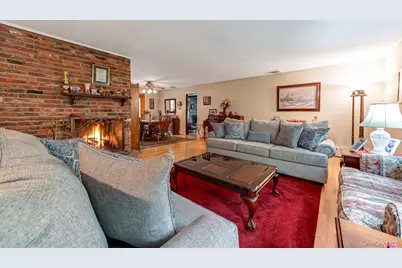 118 Harbor Road, Saint James, NY 11780 - Photo 3