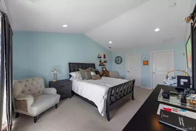 1707 Hawthorn Way, New Windsor, NY 12553 - Photo 25